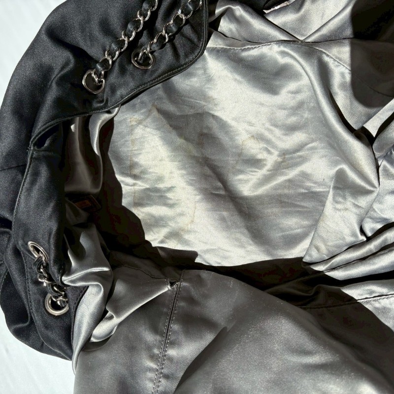 Chanel 銀鍊黑色緞布菱格肩側大包-13