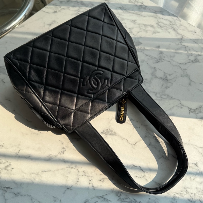 chanel黑菱格拉鏈方形肩背包-0