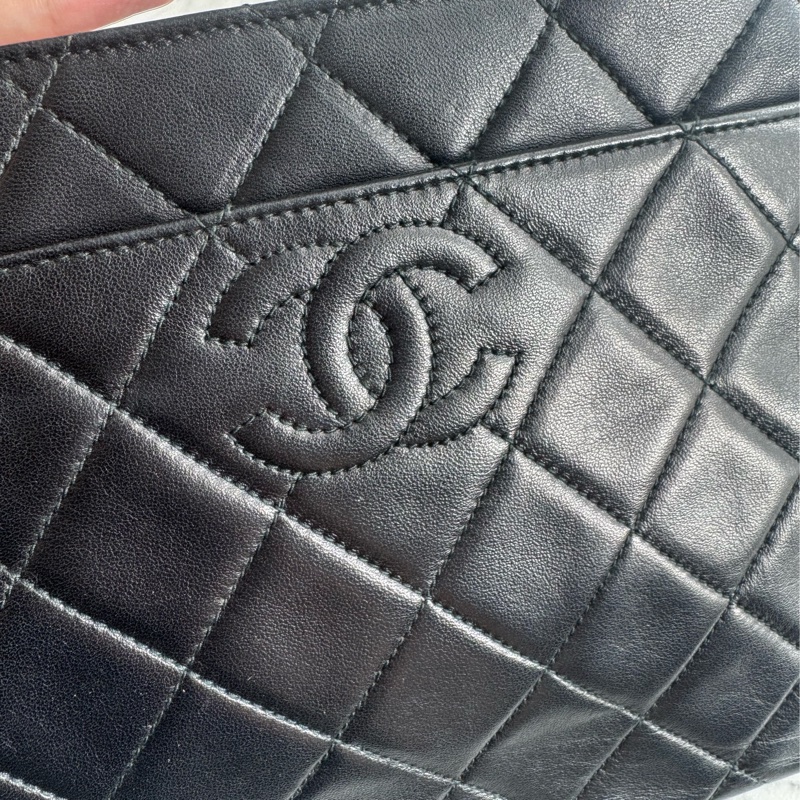 chanel黑菱格拉鏈方形肩背包-19
