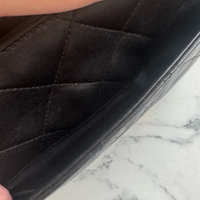 chanel黑菱格拉鏈方形肩背包-36