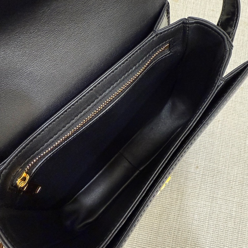 CELINE Triomphe Teen 金扣 凱旋門 黑色-12