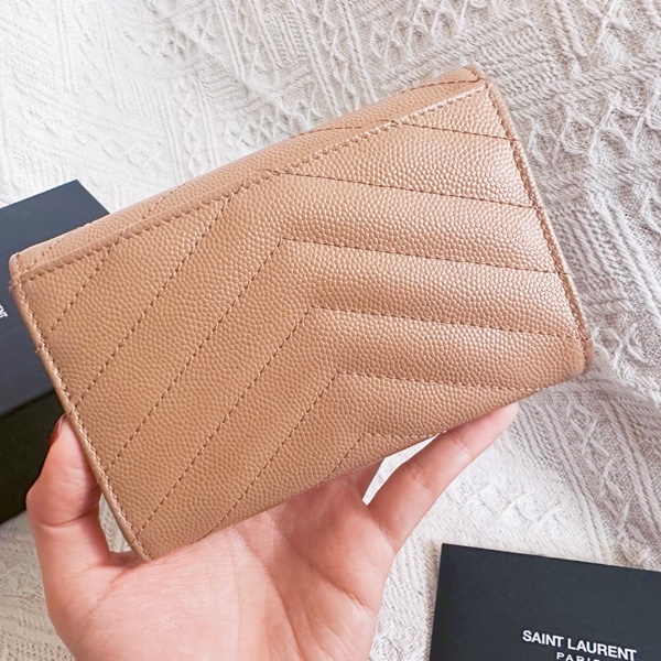 YSL經典款✨鮭魚仙女粉荔枝牛皮卡夾錢包-11