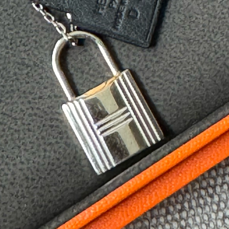 Hermes O’kelly 黑銀項鍊-5