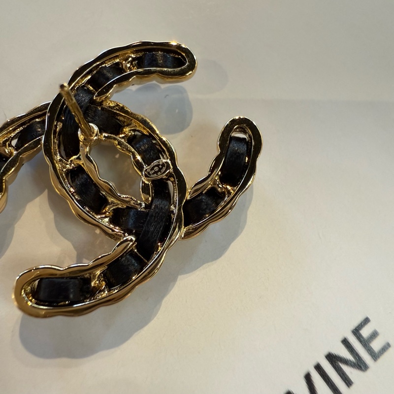 全新 香奈兒 24K 經典雙C皮革耳環-5