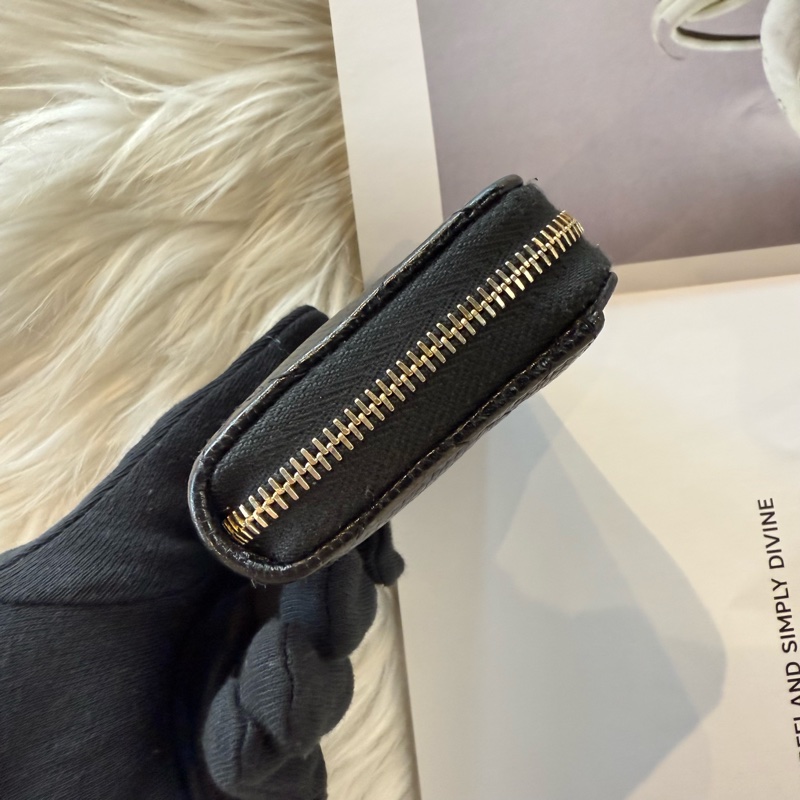香奈兒 經典雙C黑金拉鏈零錢包-8