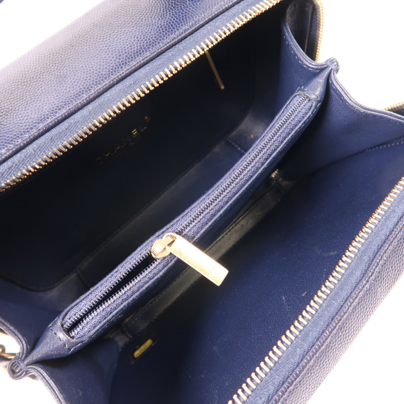 CHANEL 牛皮皮革Vanity Case金扣手挽肩背兩用袋-4