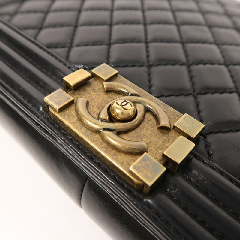 CHANEL 牛皮皮革Boy 30鏈帶肩背袋-9