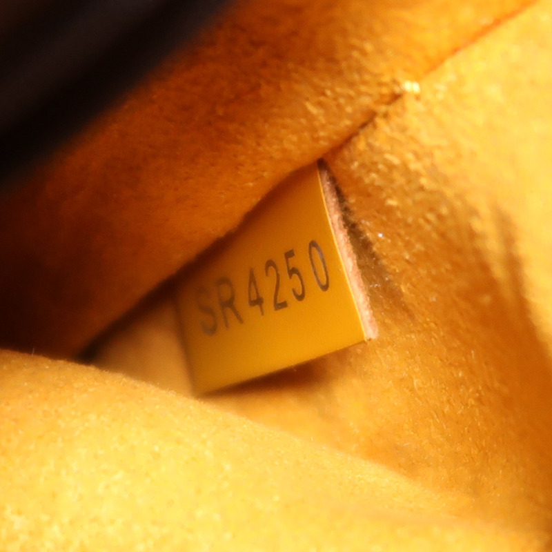 LOUIS VUITTON Epi Neo Noe BB銀扣手挽肩背兩用袋-7