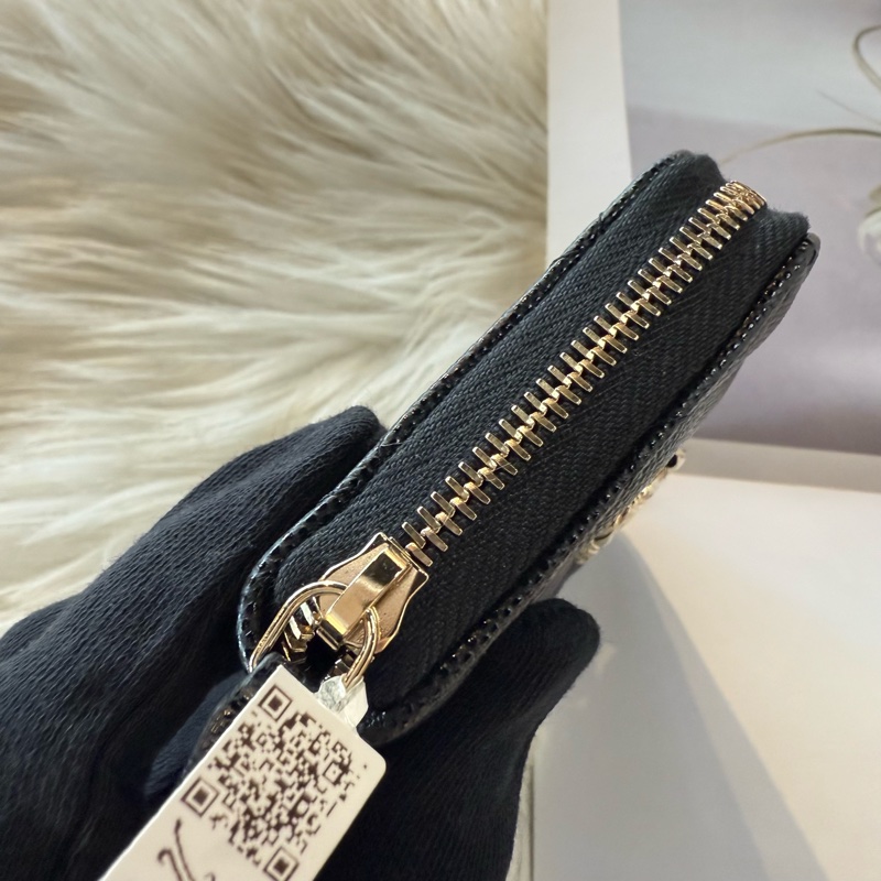 全新 香奈兒 淡金雙C雕花ㄇ字錢包 拉鏈錢包  卡包-7