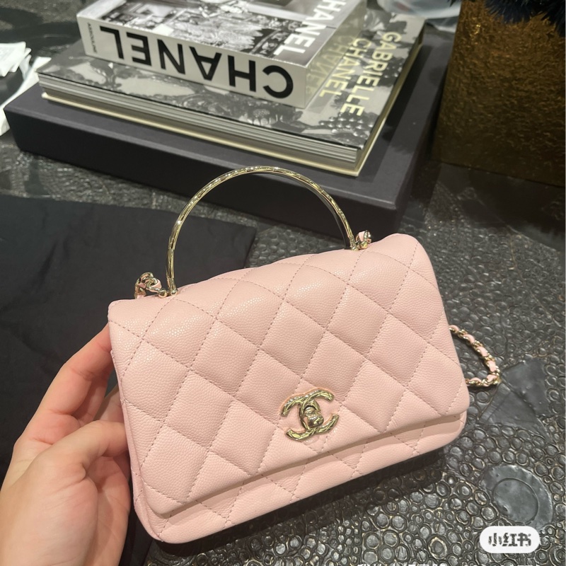 CHANEL 25S COCO 羊皮銀扣手柄櫻花粉-2
