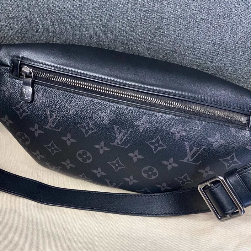 芯片款❤️全配❤️ lv #黑武士 #discovery #腰包 #胸包-6