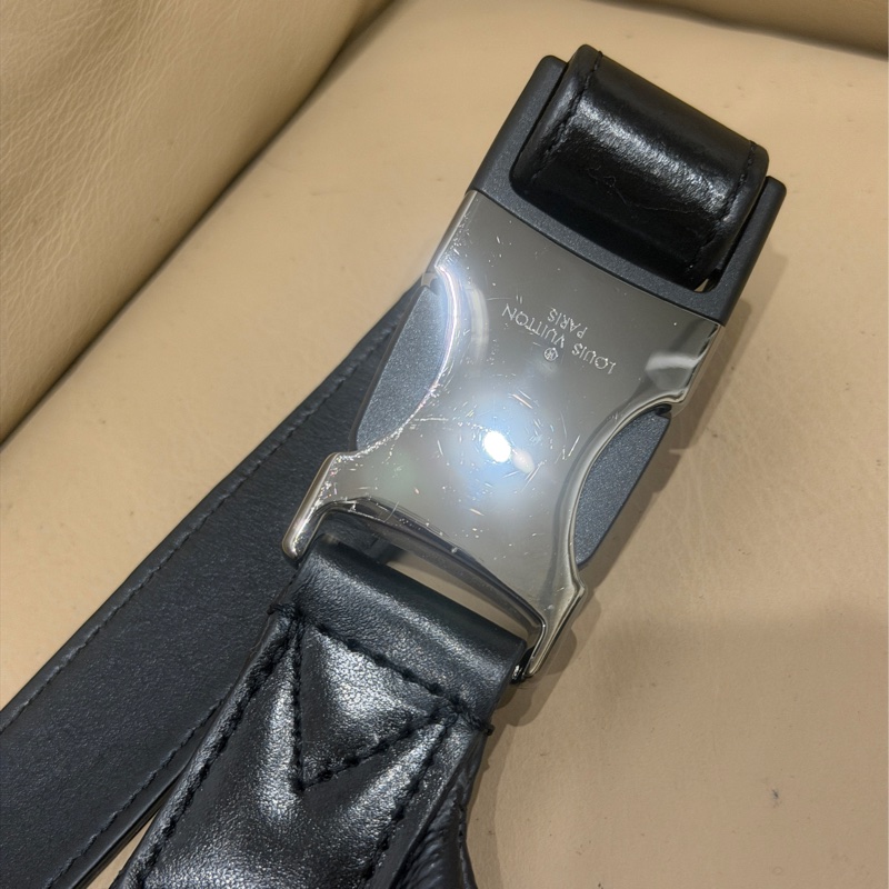 芯片款❤️🈶購證❤️ lv #黑武士 #discovery #腰包 #胸包-9