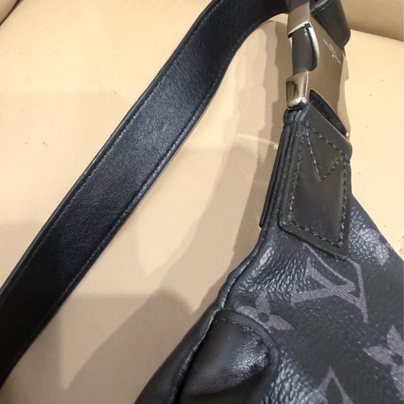 芯片款❤️🈶購證❤️ lv #黑武士 #discovery #腰包 #胸包-26