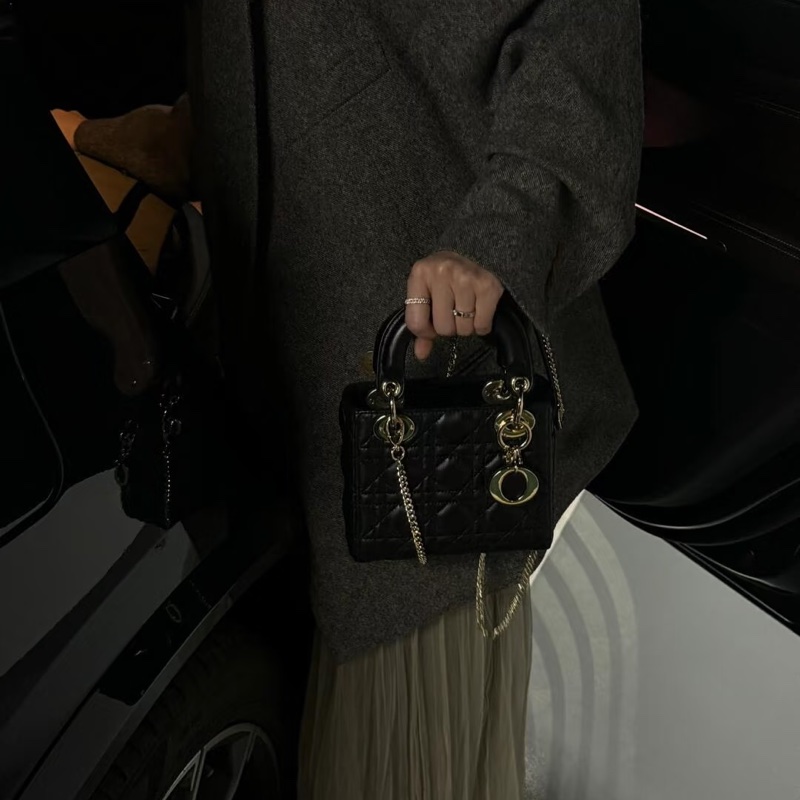 全新帶膜🌟大全配🈶️購證❤️Dior #lady #黑金 #戴妃包 #三格 鏈條款-1