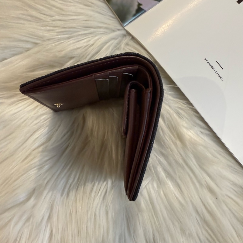 全新 香奈兒 經典雙C魚子醬對折短夾-4