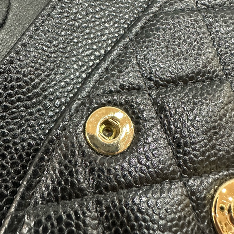 Chanel A01113 黑荔枝皮金鏈coco cf23 斜背包-24