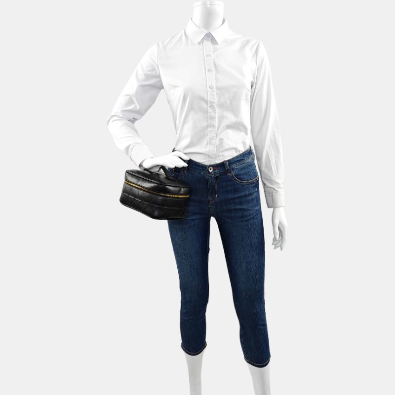 CHANEL 盒子包 黑色牛皮菱格紋化妝包手提包 金色五金 中古款-1