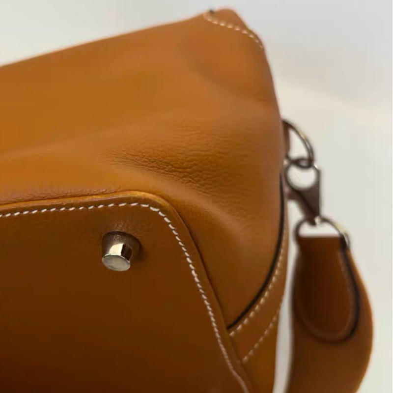 愛馬仕 芝麻色 toolbox 20 牛奶盒子20 銀扣 A刻 有肩帶-6