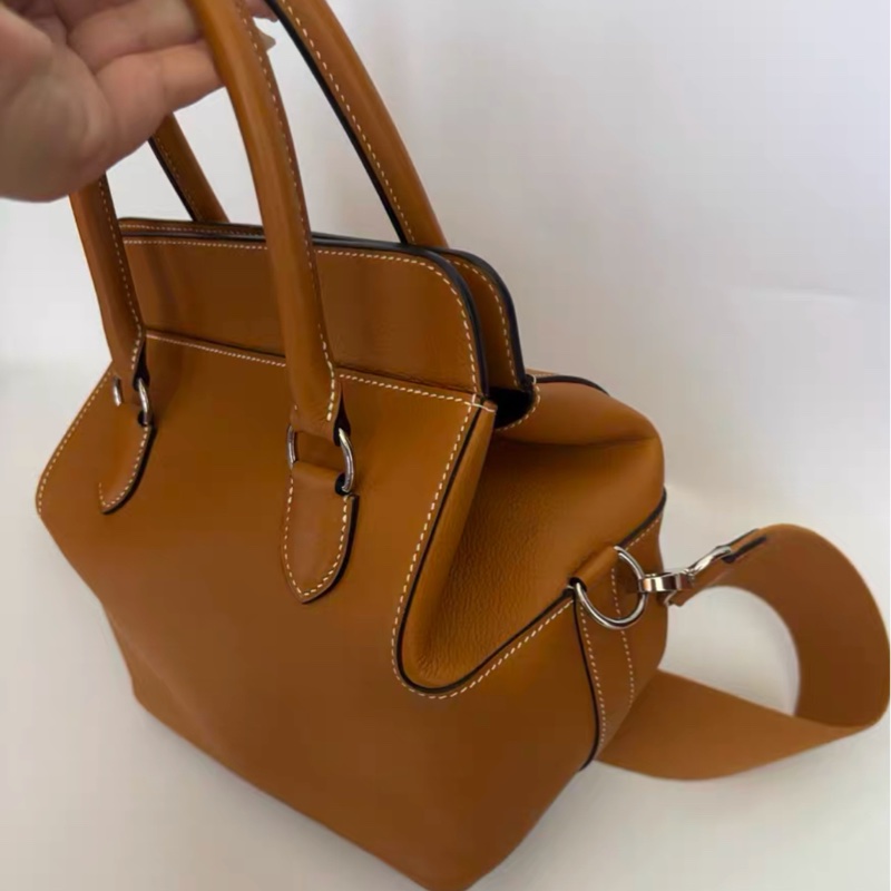 愛馬仕 芝麻色 toolbox 20 牛奶盒子20 銀扣 A刻 有肩帶-8