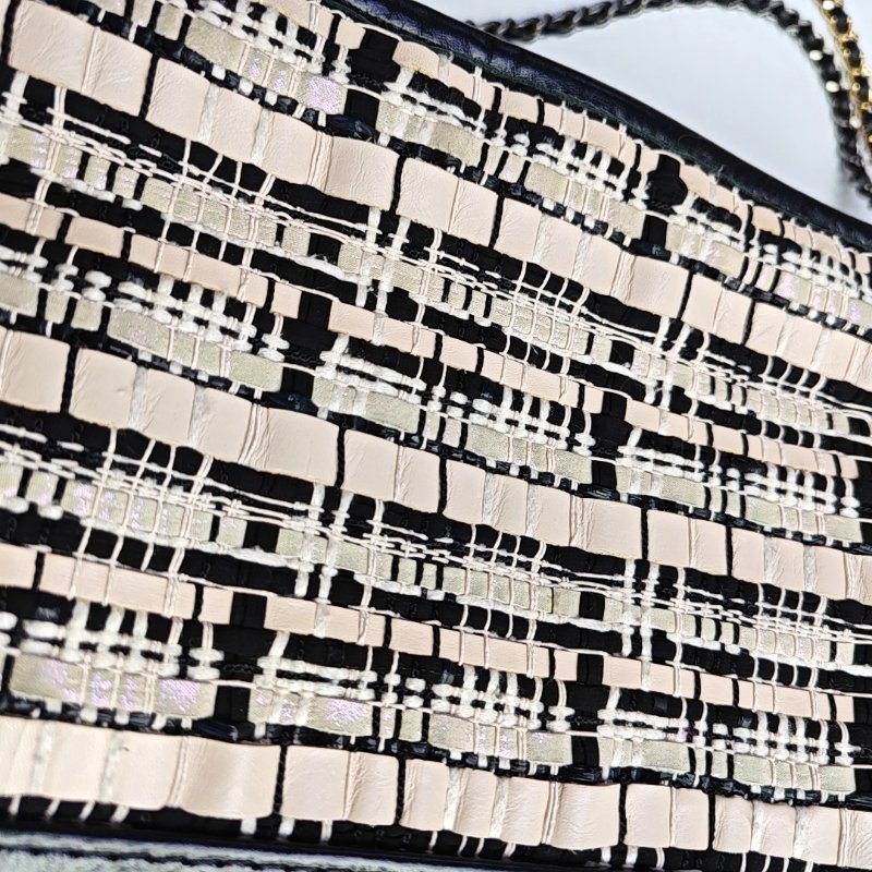 CHANEL GABRIELLE米色牛皮肩背包斜背包 金色銀色五金 28開-8