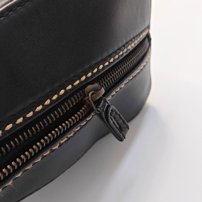 CHANEL SURPIQUE黑色牛皮菱格紋手提包金色五金 中古款-17