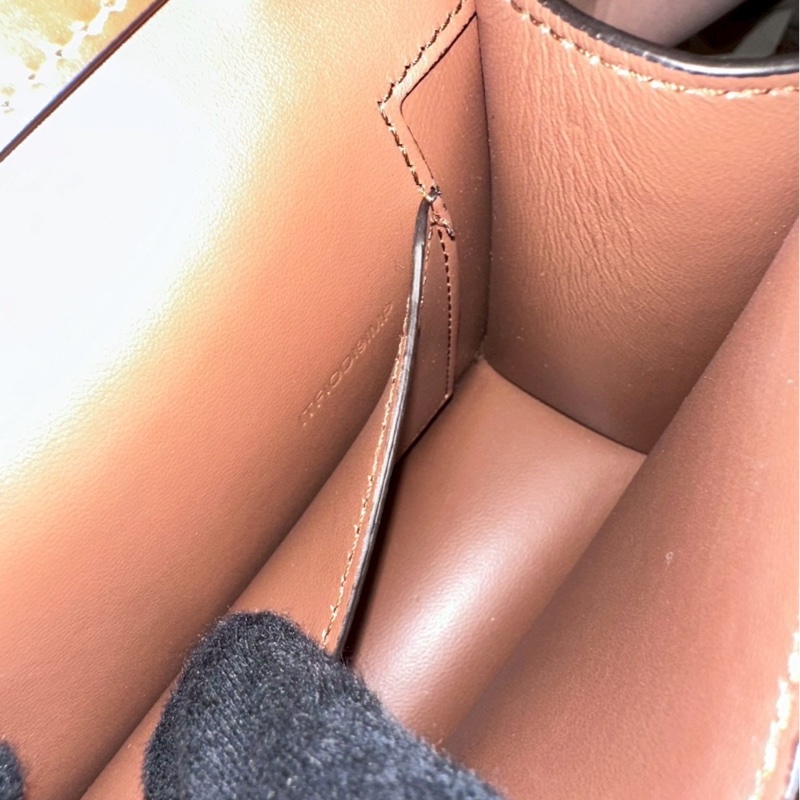 BURBERRY 經典帆布拼皮方包斜背包-8