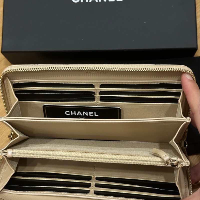 🎄冬日質感 聖誕 CHANEL 香奈兒 香檳金 小羊皮 珍珠鏈條 拉鍊長夾 喜歡來議價❤️-3