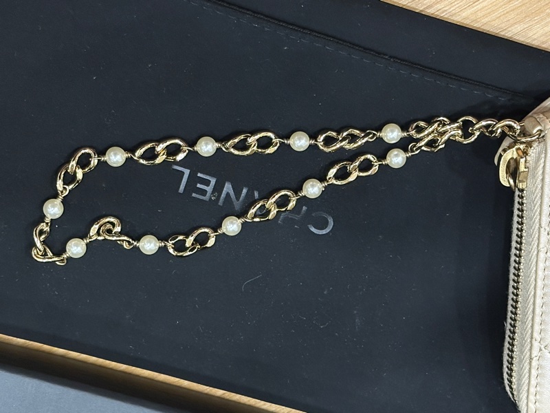 🎄冬日質感 聖誕 CHANEL 香奈兒 香檳金 小羊皮 珍珠鏈條 拉鍊長夾 喜歡來議價❤️-28