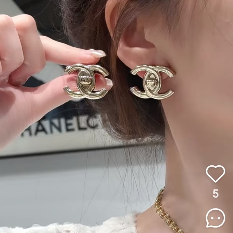 香奈兒 Chanel 書包釦金色雙C logo 耳環-2
