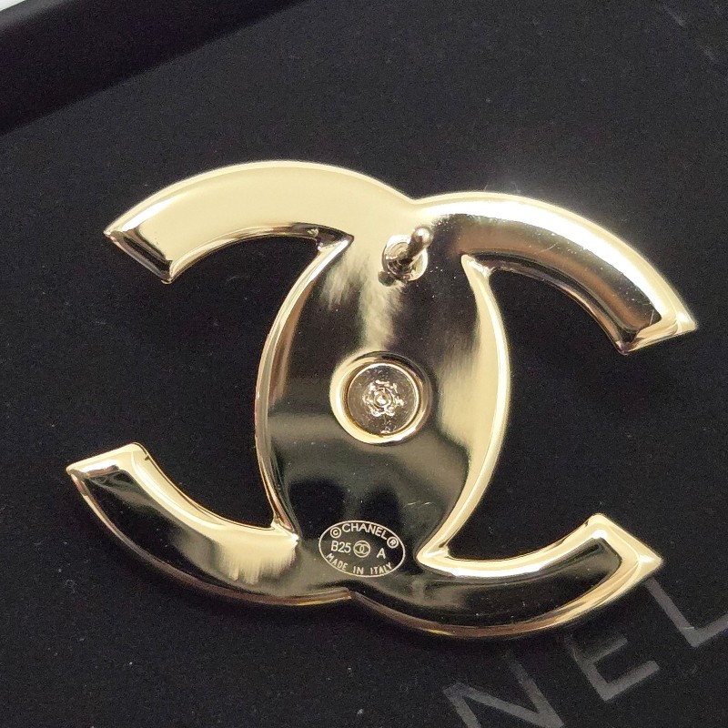 香奈兒 Chanel 書包釦金色雙C logo 耳環-21