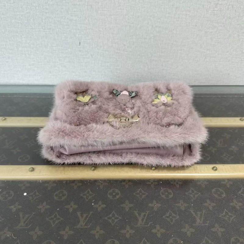 ✨VALENTINO 毛絨金扣花朵鉚釘24*16*6 98新-3