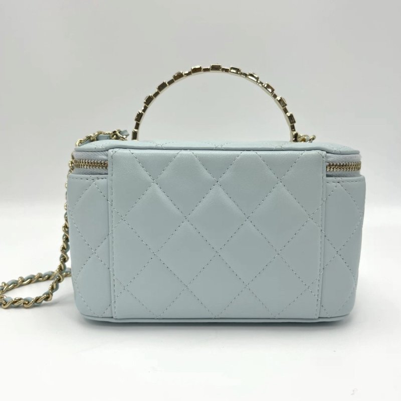 CHANEL 24P水鑽手柄化妝盒肩背斜背包17*10*8 99新配件塵袋-5