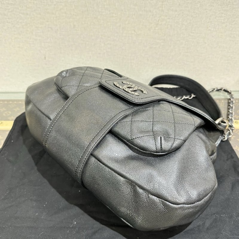 CHANEL黑銀機車肩背40*29*11 98新配件塵袋-2