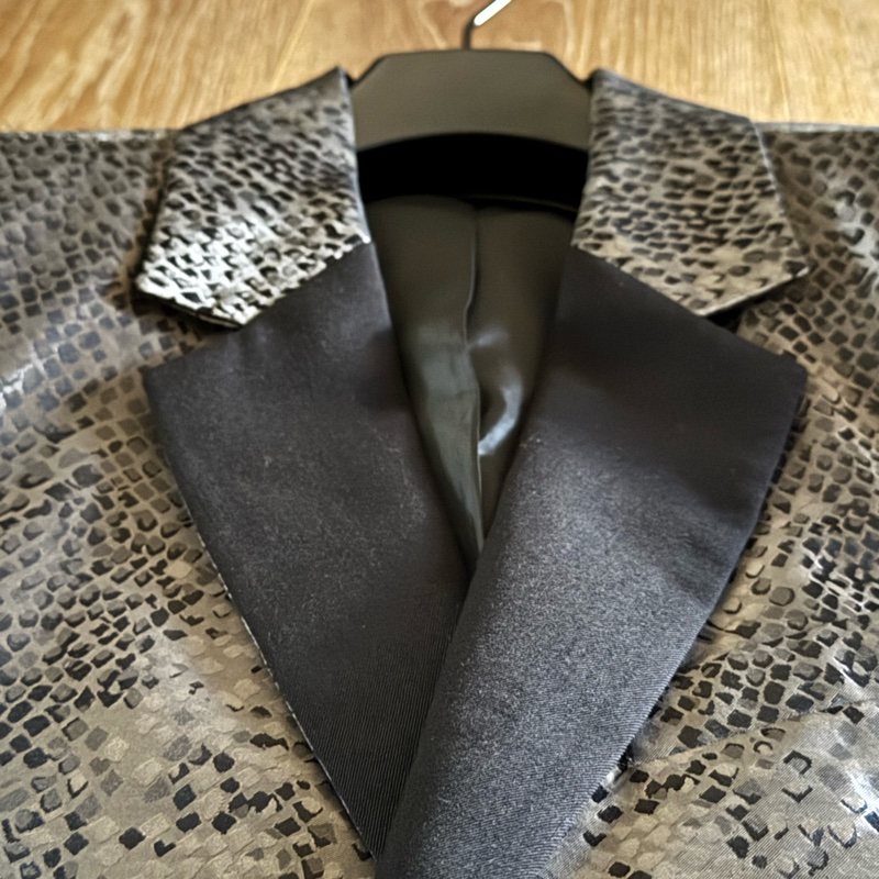 Agnes b 黑色亮面法國製西裝外套-2