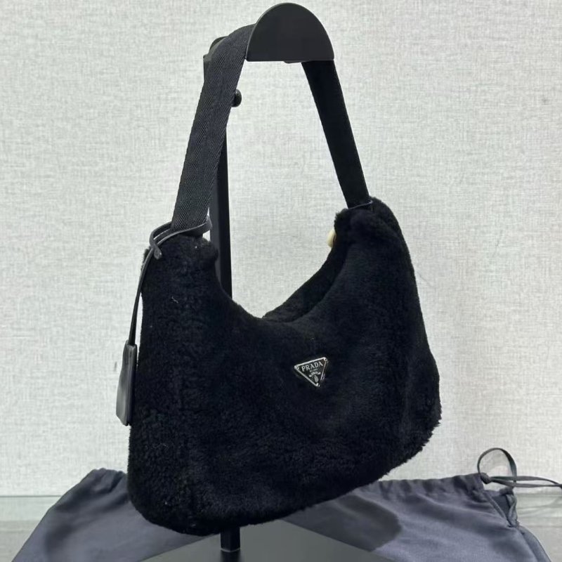 ✨ PRADA 黑銀毛絨hobo手提腋下包 23*16*6 98新配件塵袋-1