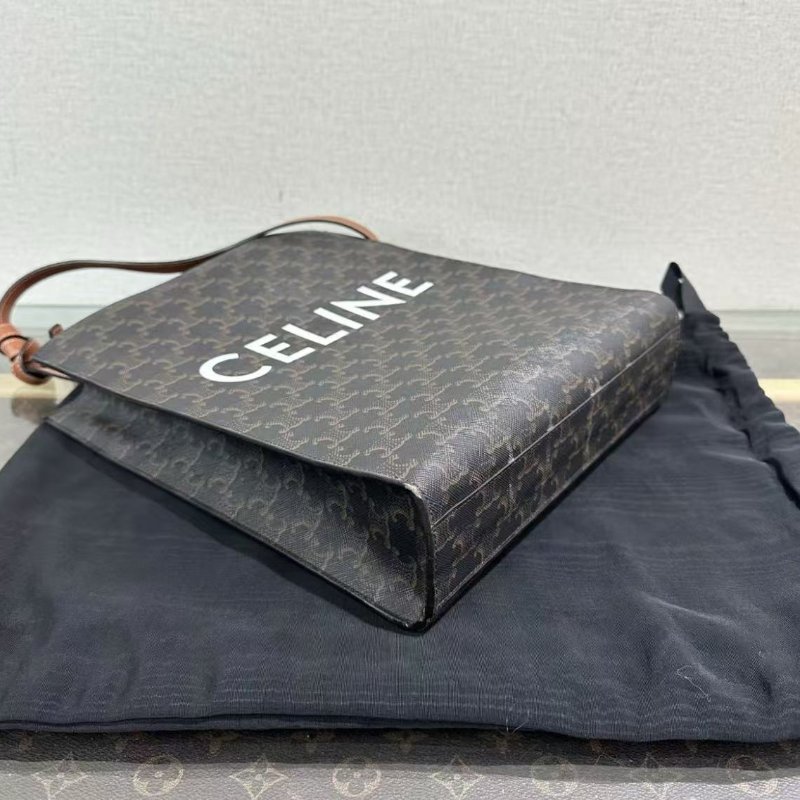 ✨CELINE 老花凱旋門大號琴譜包28*32*8 98新配件塵袋-1