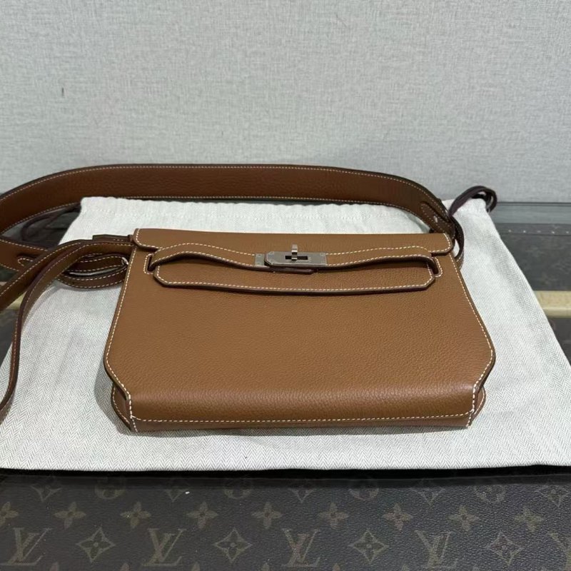 ✨HERMES kelly depeches25 尺寸:25*18.5*3 全新閒置配件盒子塵袋-3