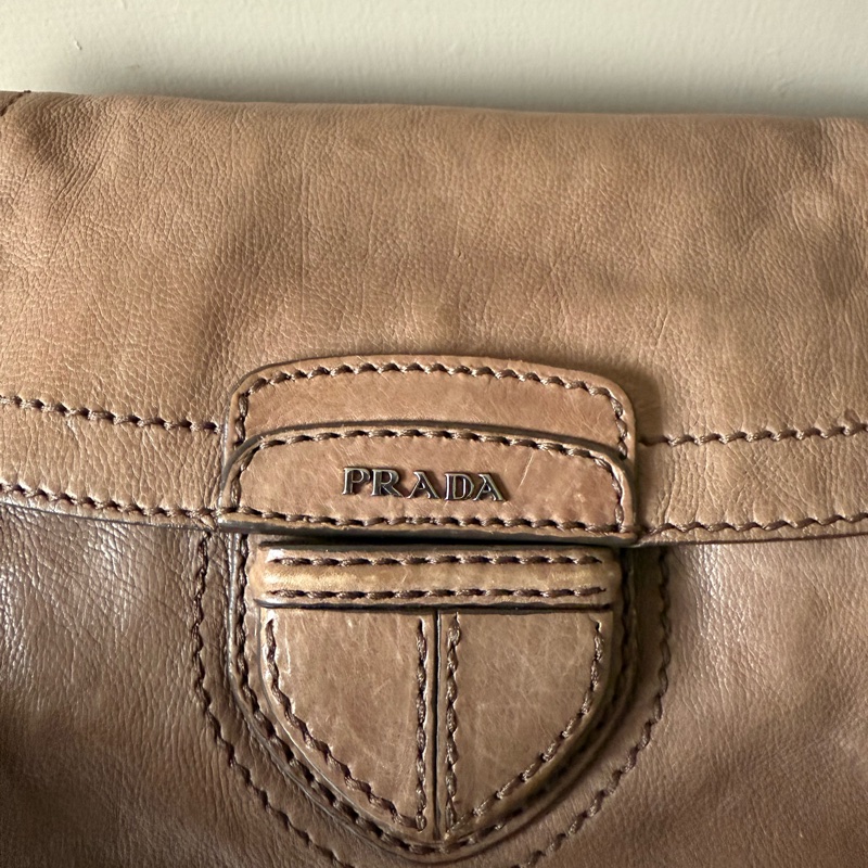 PRADA Glace 牛皮鏈帶包-7