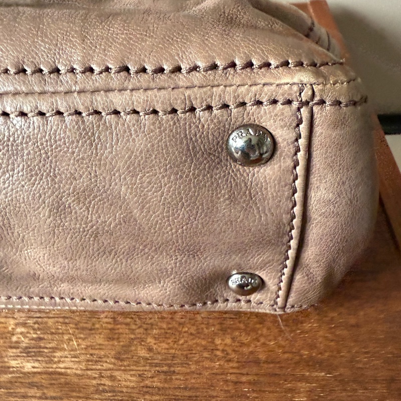 PRADA Glace 牛皮鏈帶包-9