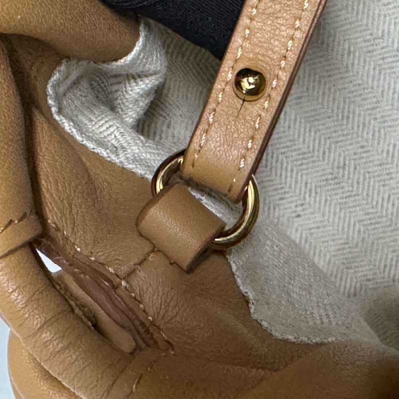 LOEWE / 羅意威 紅色滿印 刺繡福袋中號-16