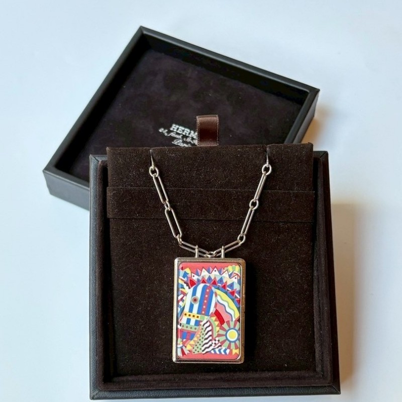 Hermes 銀鍊粉色馬頭琺瑯硬盒長項鍊-1