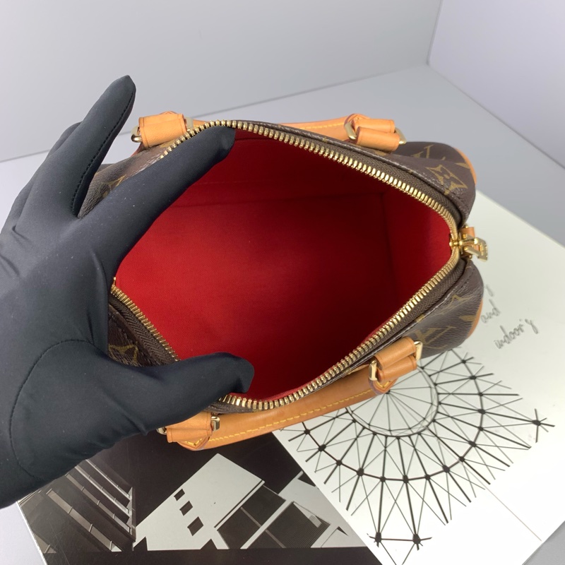 ◻️ LV  speedy20 米色背帶-10