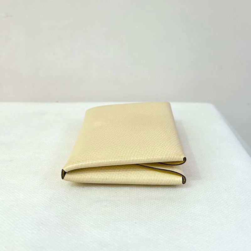 Hermes白色EP皮黃內 CALVI DUO-3