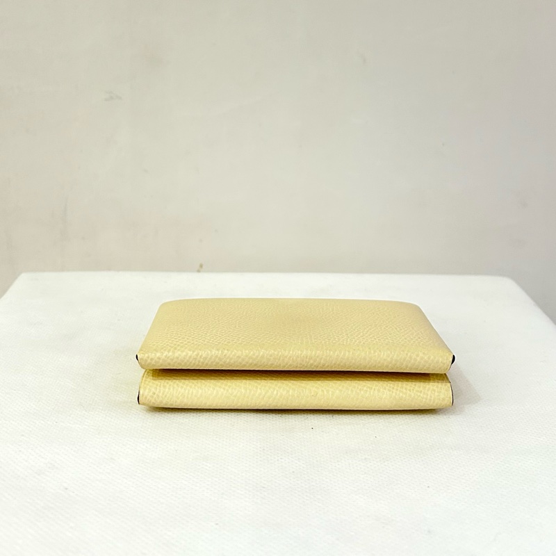 Hermes白色EP皮黃內 CALVI DUO-4