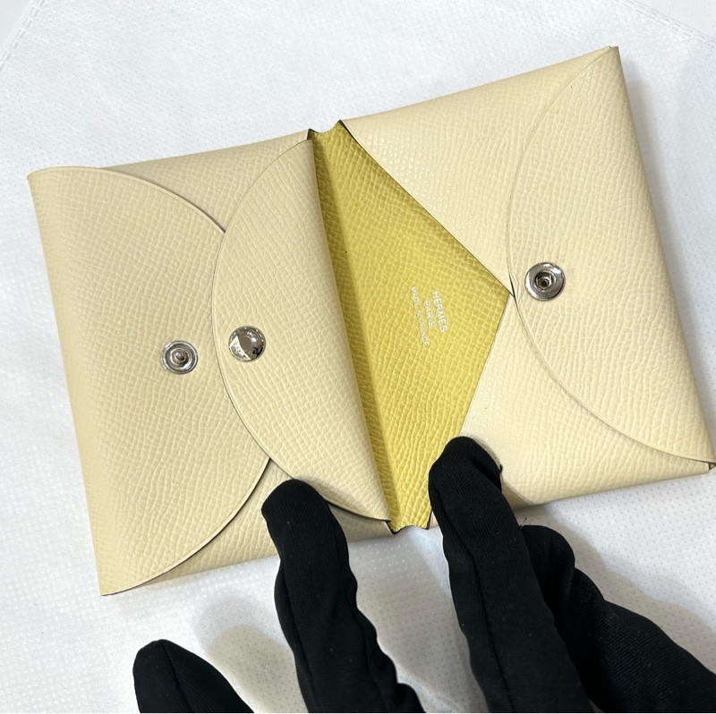 Hermes白色EP皮黃內 CALVI DUO-7