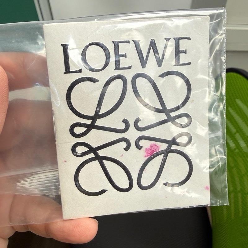 LOEWE 羅威 Puzzie Fold Tote 中款 亮面牛皮 折疊托特-11