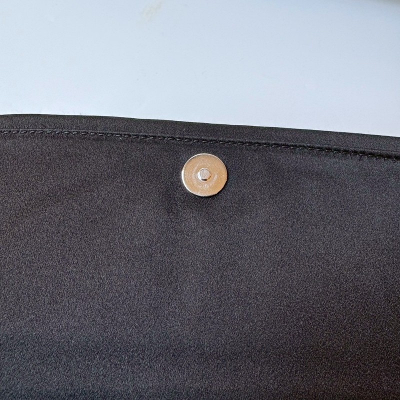 Prada 黒緞布裡大水鑽手拿晚宴包-19