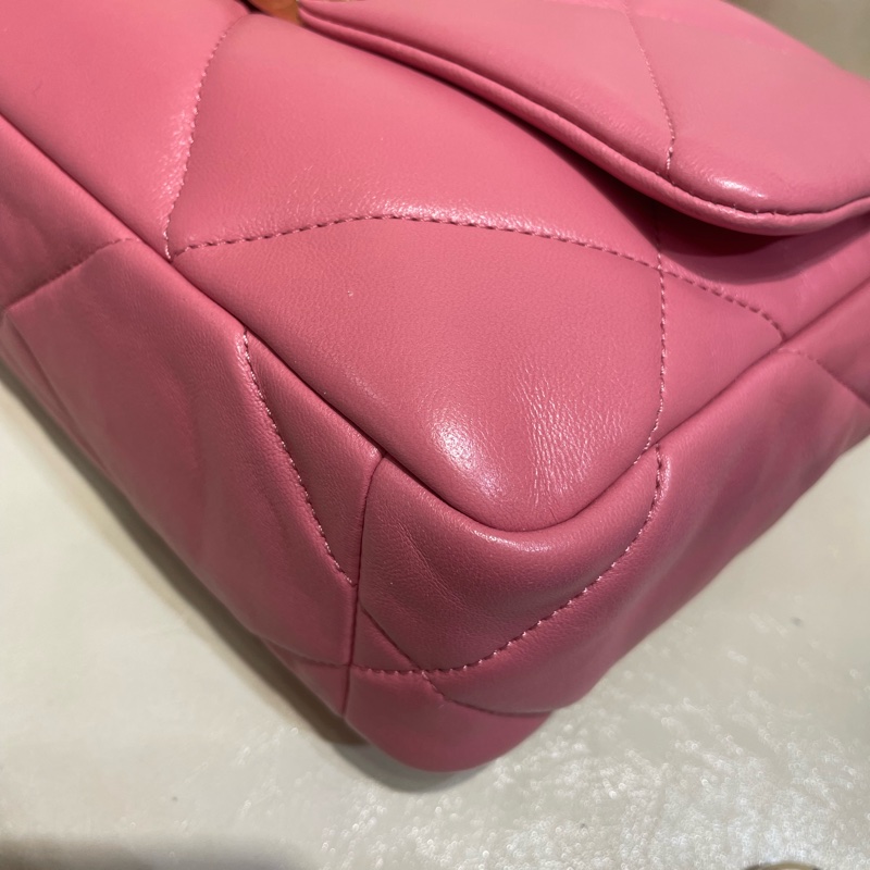 Chanel 19 Small Size-3