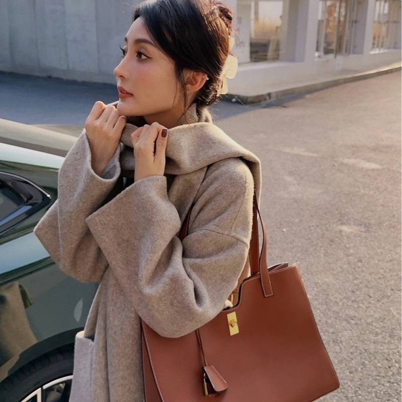 Celine/賽琳 Cabas 旋鎖閉合純色光滑小牛皮 托特包Tote-2