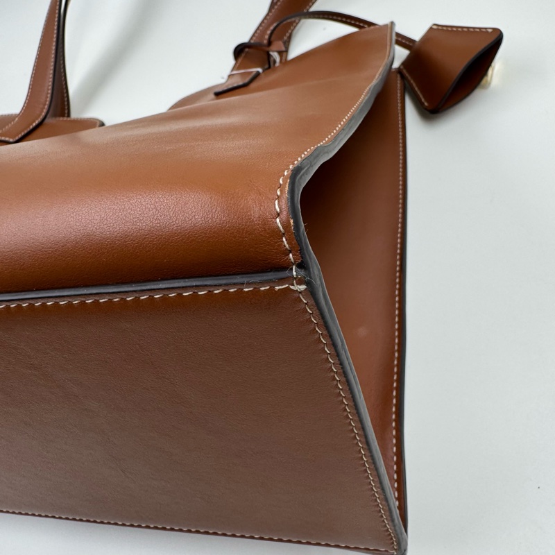 Celine/賽琳 Cabas 旋鎖閉合純色光滑小牛皮 托特包Tote-10